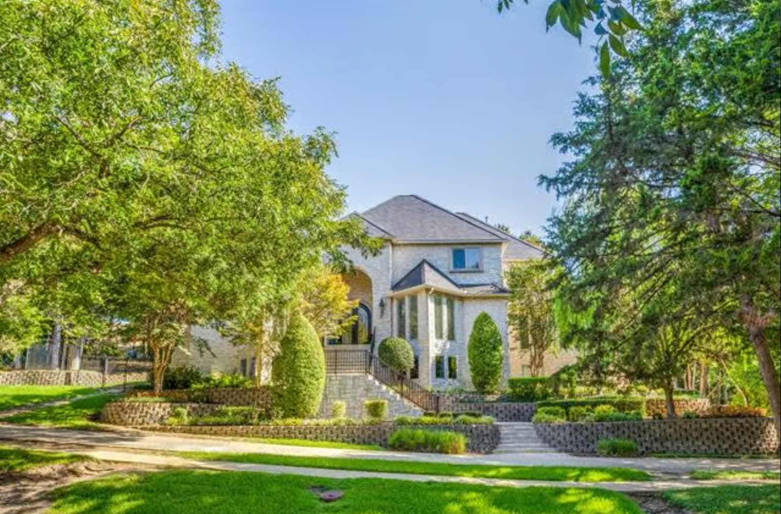 Artificial turf installation in DeSoto, TX