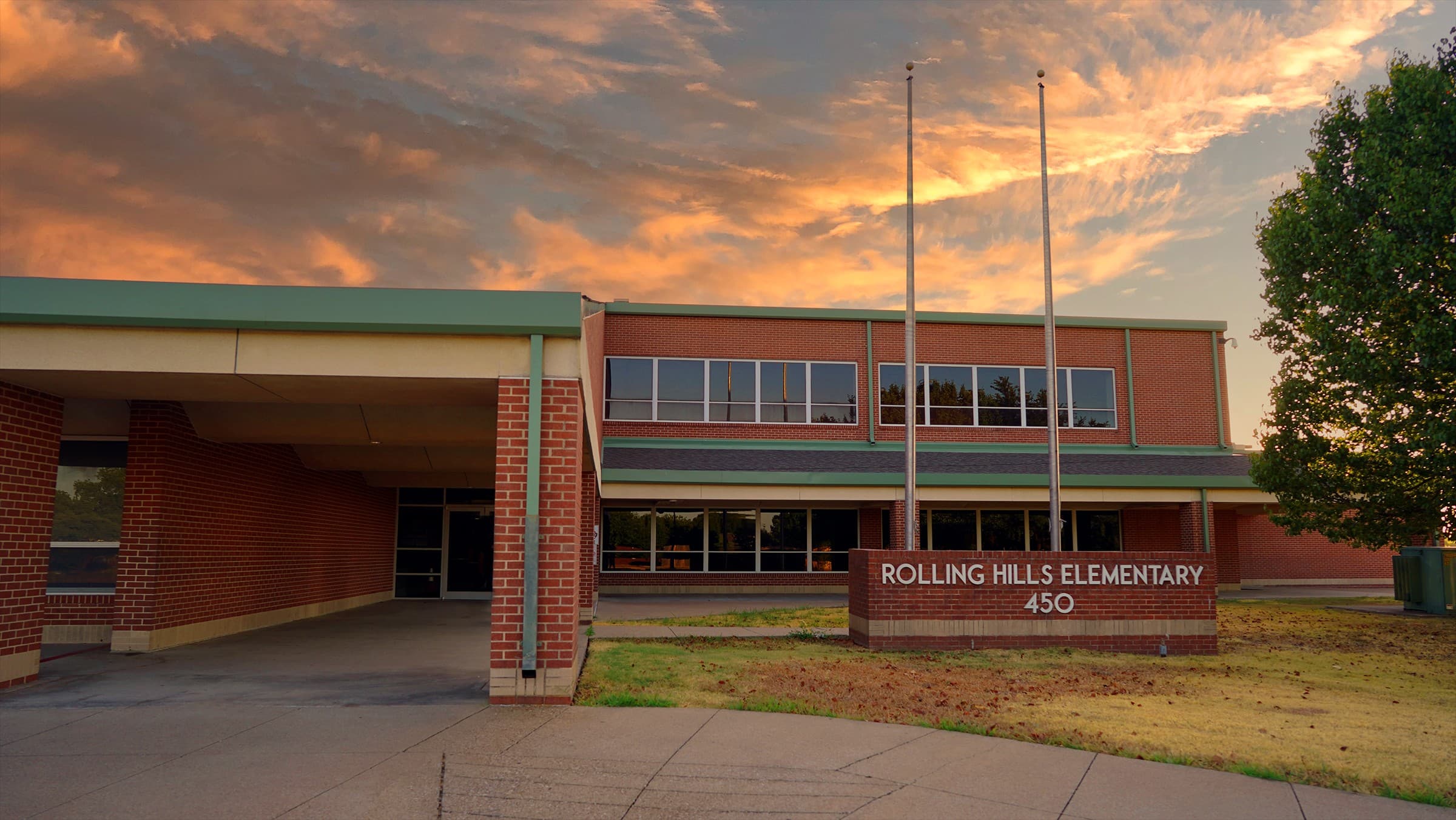 Artificial turf installation in Lancaster, TX