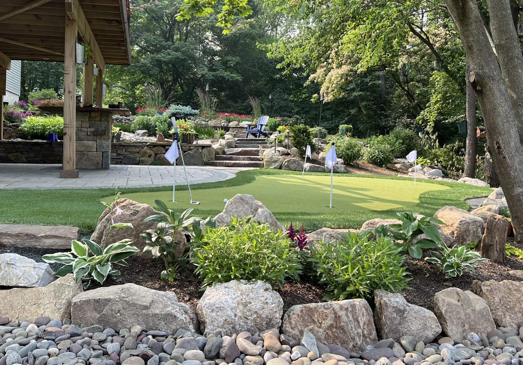 Custom synthetic putting green in Dallas